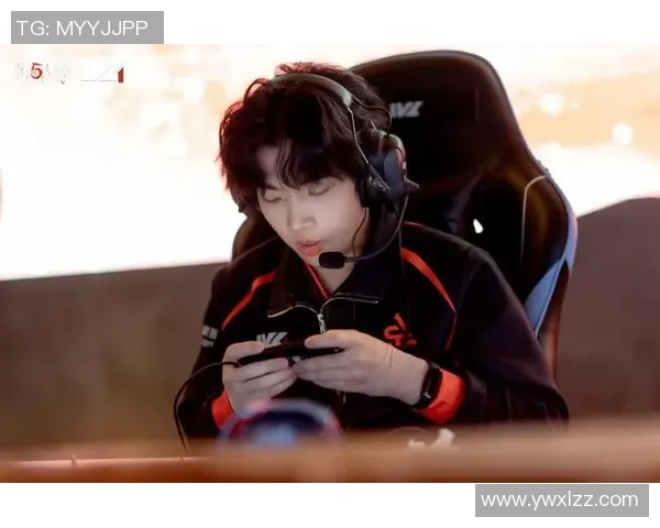 和平精英战术分析：FPX在盯防策略中的成功与不足之处探讨